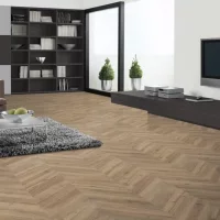 Ламинат Egger King Size 8/32 EPL012 Дуб Риллингтон тёмный 8мм 32 класс (2,535м2/8шт)