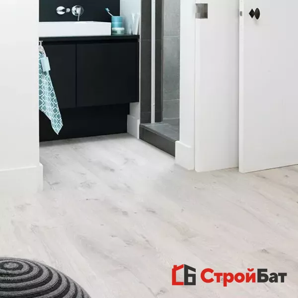 Ламинат Ideal CranBerry Дуб Латте 8020  33 класс на сайте официального дилера в интерьере