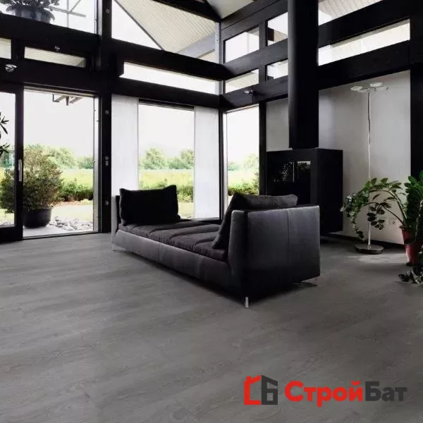Ламинат Ideal CranBerry Дуб Пралине 8050  33 класс на сайте официального дилера в интерьере