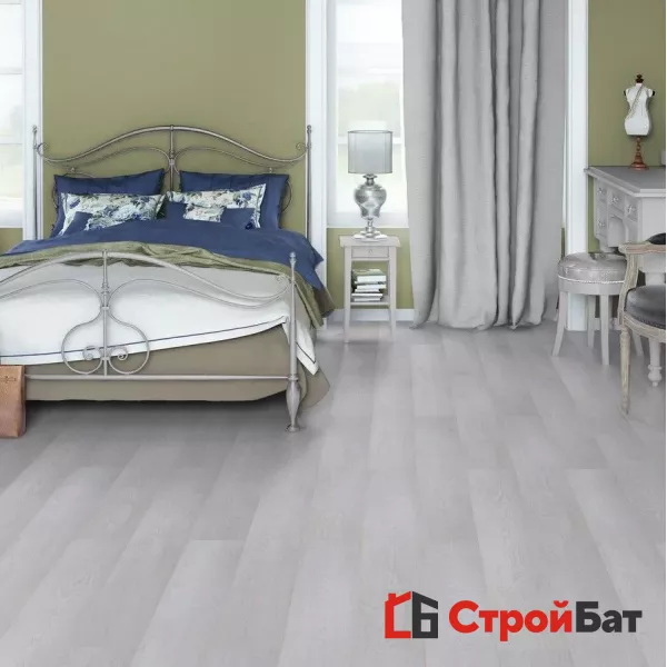 Ламинат Tarkett Woodstock Family Oak Snow Lux на сайте официального дилера в интерьере