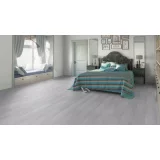 Ламинат Tarkett Woodstock Family Oak Snow Lux на сайте официального дилера в интерьере