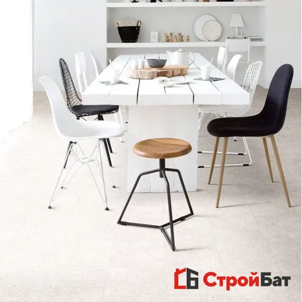 Виниловая замковая плитка ПВХ IVC Moduleo Select Click Venetian Stone 46111 на сайте официального дилера в интерьере