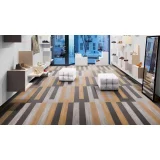Виниловая клеевая плитка ПВХ Tarkett Art Vinyl Lounge Ibiza на сайте официального дилера в интерьере