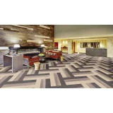 Виниловая клеевая плитка ПВХ Tarkett Art Vinyl Lounge Simple на сайте официального дилера в интерьере