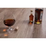 Виниловая замковая плитка ПВХ Vinilam Корк Престиж 04-018 Брюссель в интерьере