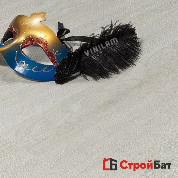 Виниловая замковая плитка ПВХ Vinilam Корк Престиж 10-077 Дуб Линтер в интерьере