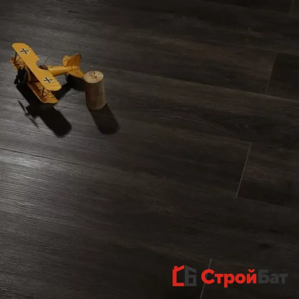 Виниловая замковая плитка ПВХ Zeta La Casa Верона в интерьере